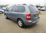 KIA Carnival 5