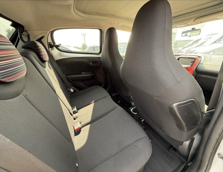 Citroën C1 Hatchback 998,0 51 kw