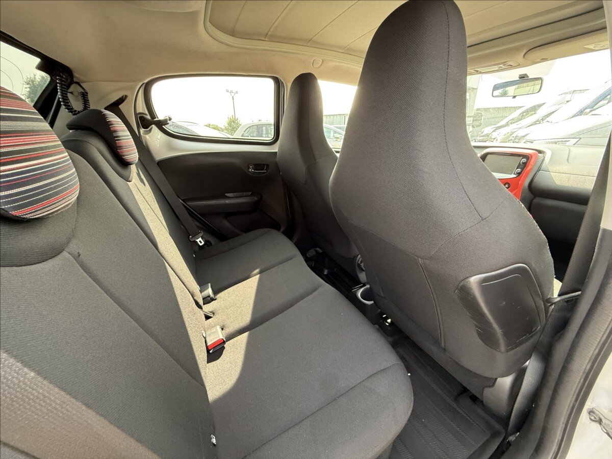 Citroën C1 Hatchback 998,0 51 kw