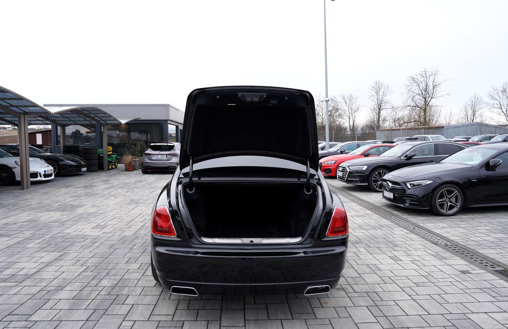 Rolls-Royce Ghost Sedan 6,6 l 420 kw