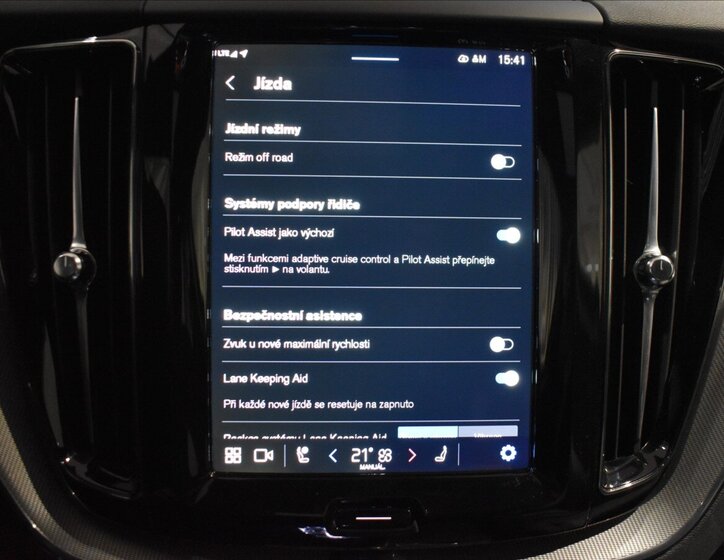 Volvo XC60 SUV / Terénní 2,0 l 184 kw