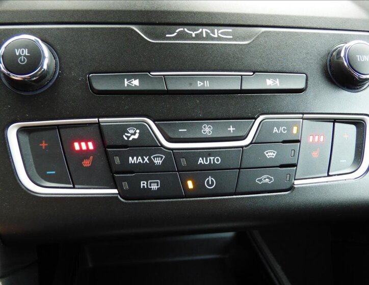 Ford Mondeo Kombi 2,0 l 110 kw