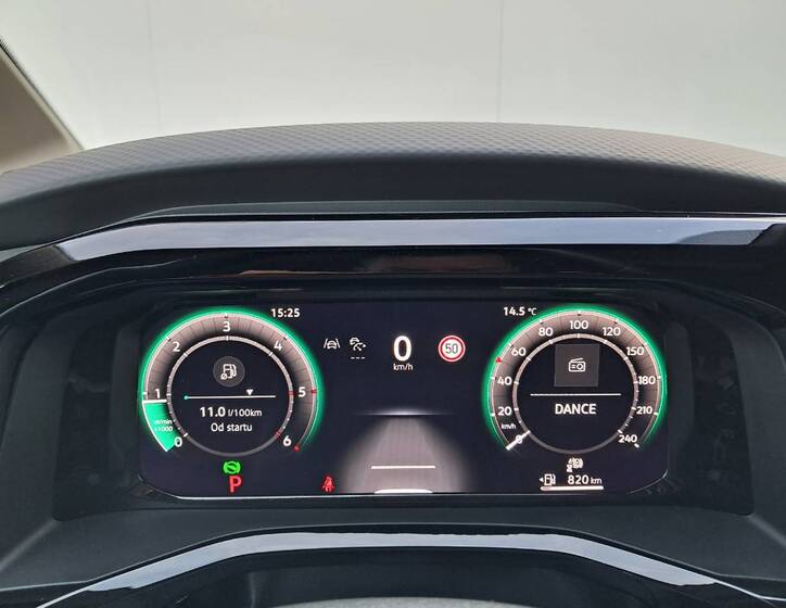 Volkswagen Multivan 9