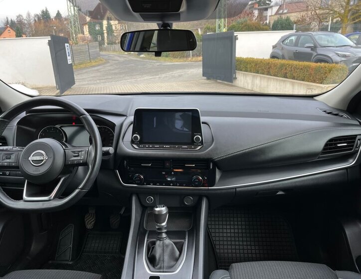 Nissan Qashqai SUV 1,3 l 116 kw