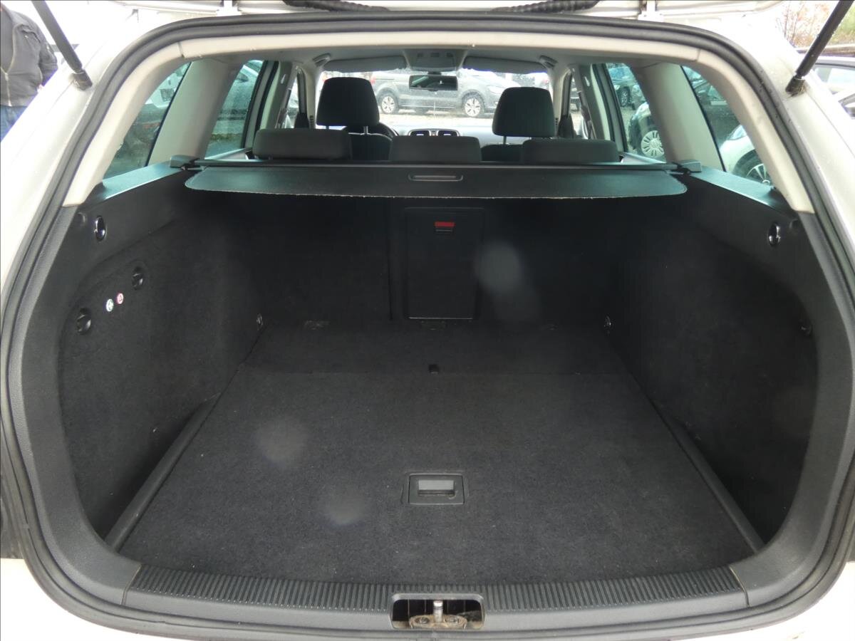 Volkswagen Golf Kombi 1,4 l 90 kw