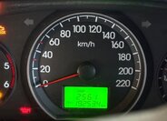 Hyundai H 1 VAN-Minibus 2,5 l 125 kw