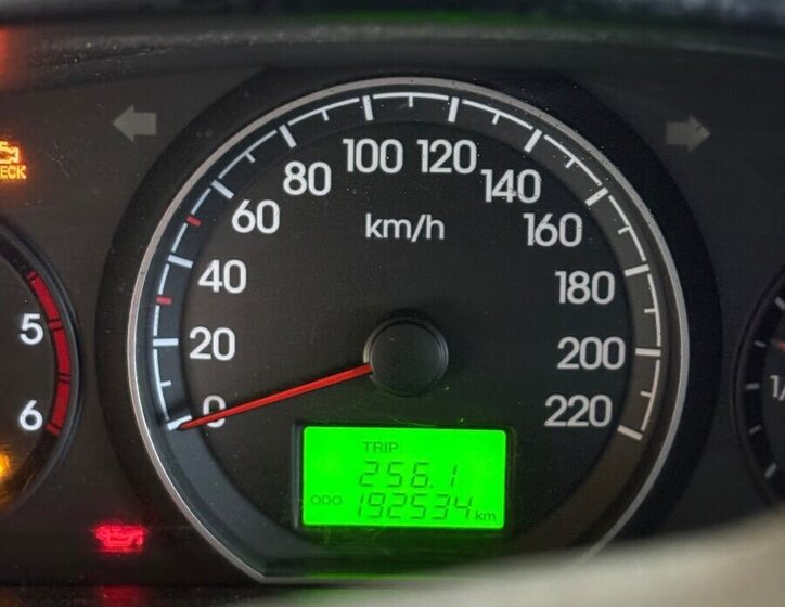 Hyundai H 1 VAN-Minibus 2,5 l 125 kw