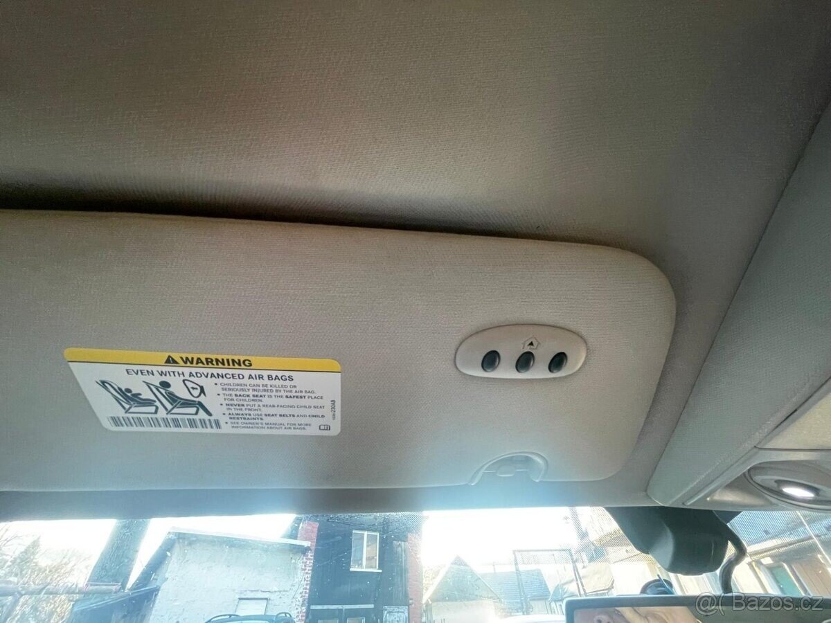 Chrysler Town & Country MPV 3,6 l 208 kw