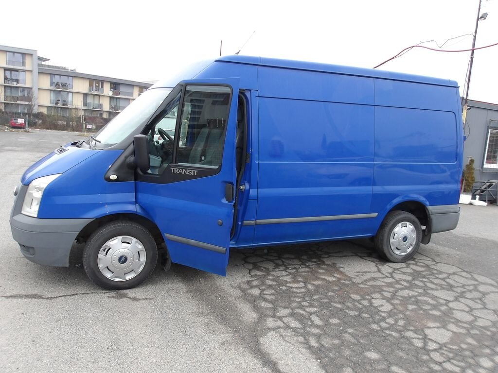 Ford Transit Skříň 2,2 l 63 kw