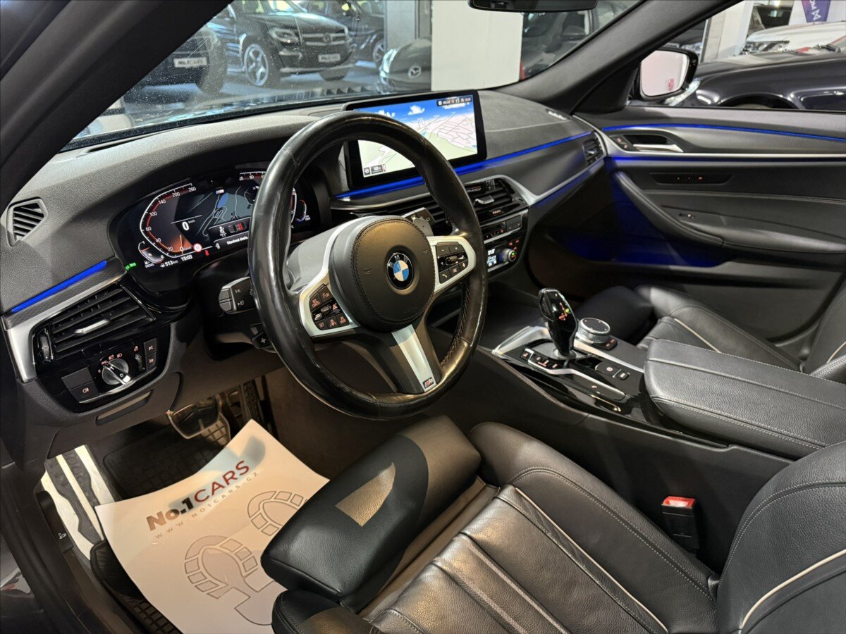 BMW Řada 5 Kombi 3,0 l 210 kw