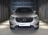 Volvo XC40 SUV / Terénní 2,0 l 145 kw