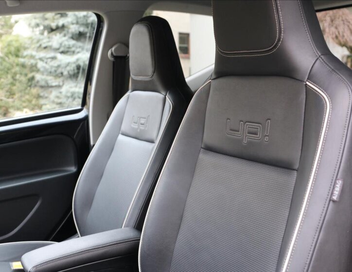 Volkswagen up! Hatchback 999,0 44 kw