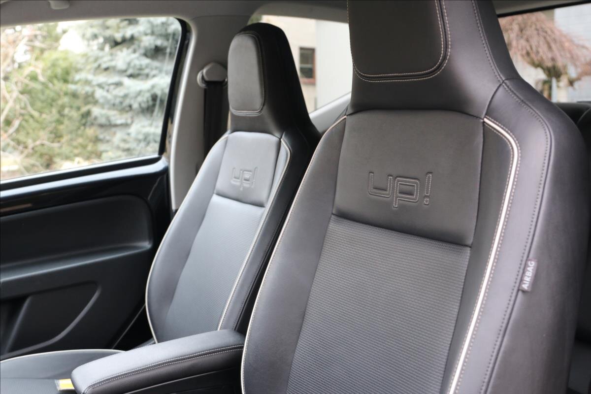 Volkswagen up! Hatchback 999,0 44 kw