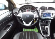 Lancia Delta Hatchback 1,4 l 88 kw