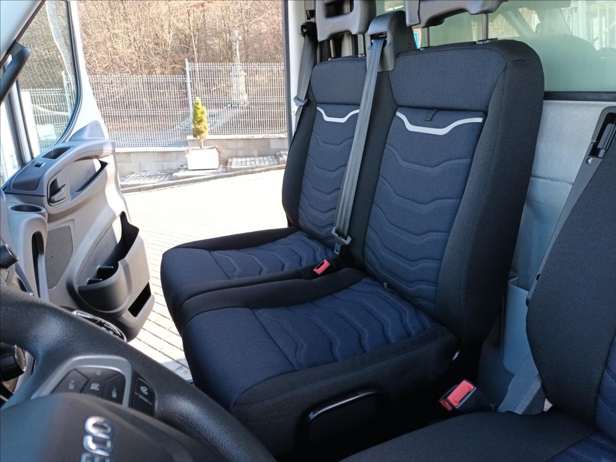 Iveco Daily Skříň 3,0 l 132 kw