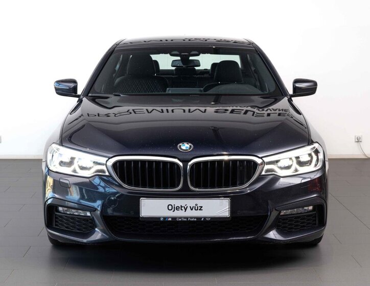 BMW Řada 5 Sedan 3,0 l 195 kw