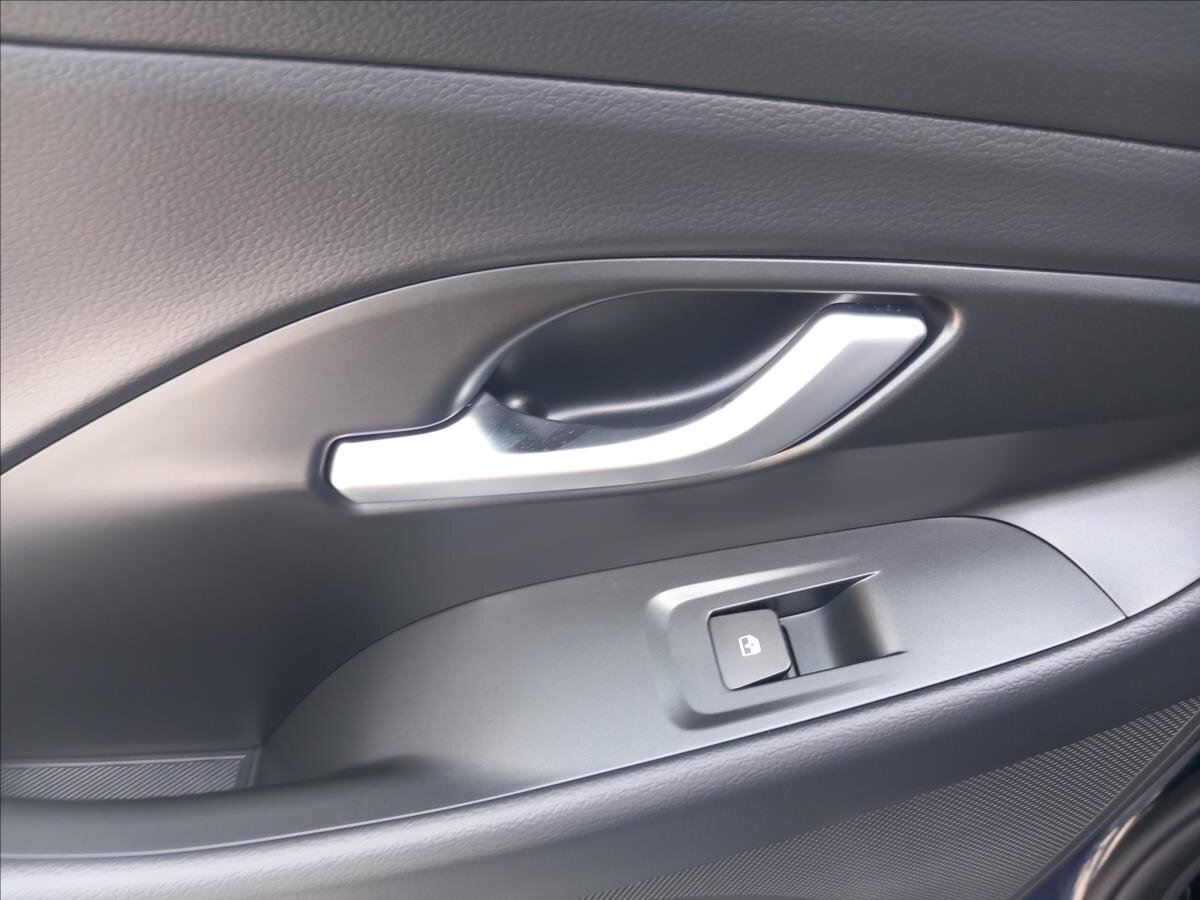 Hyundai i30 Kombi 998,0 73 kw