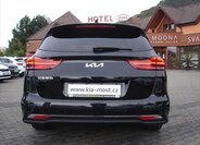 KIA Ceed 8
