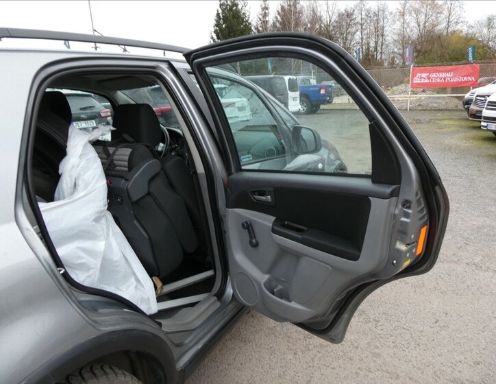 Suzuki SX4 SUV / Terénní 1,5 l 73 kw