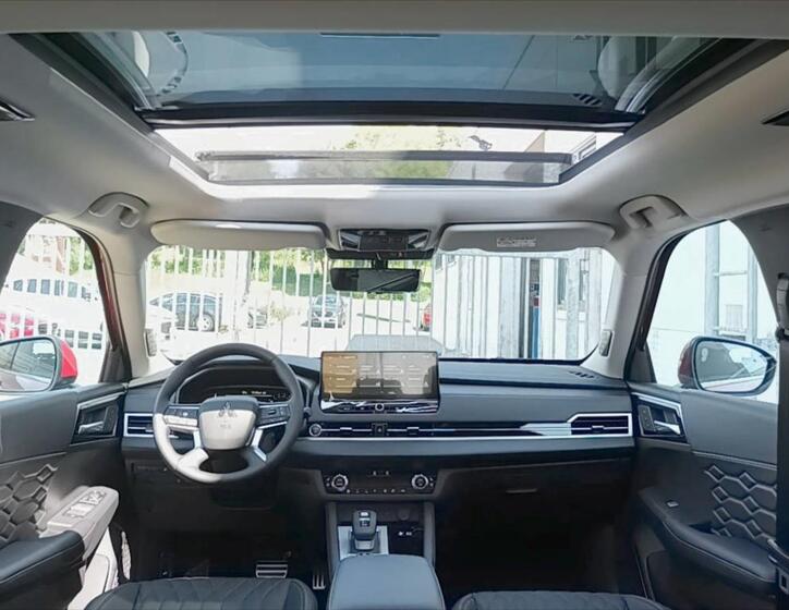 Mitsubishi Outlander 9