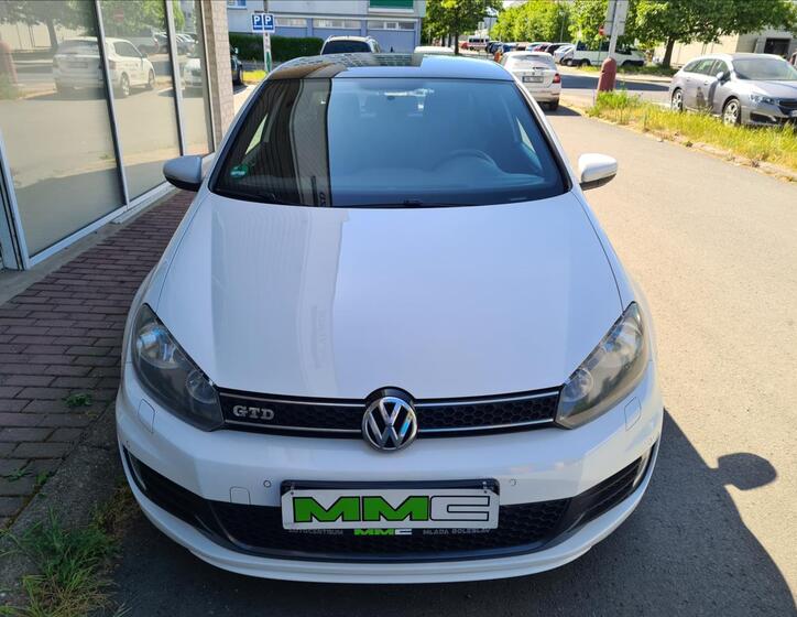 Volkswagen Golf 2