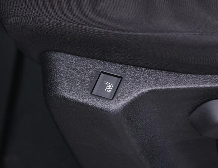 Peugeot Partner Ostatní 1,2 l 81 kw