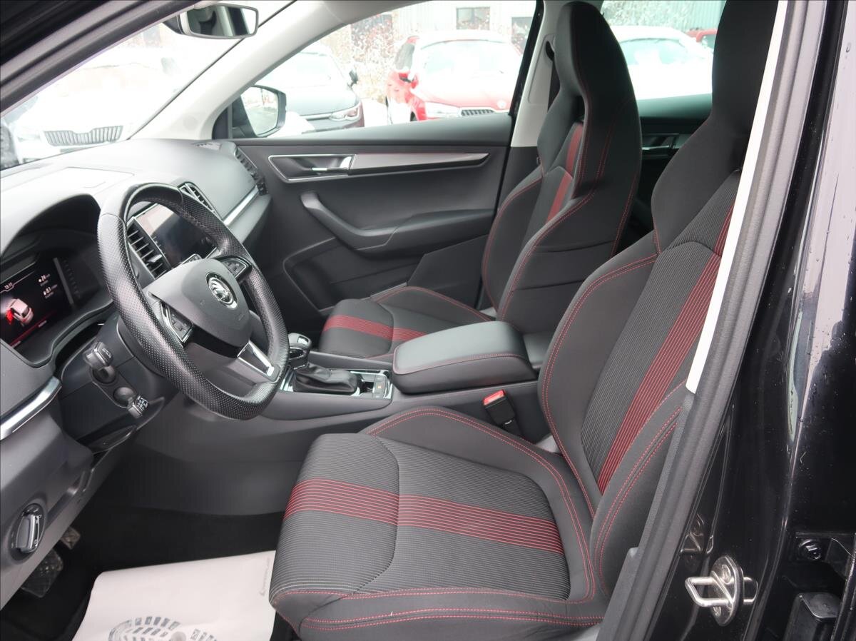 Škoda Karoq SUV / Terénní 1,6 l 85 kw