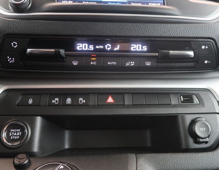 Peugeot Traveller 22