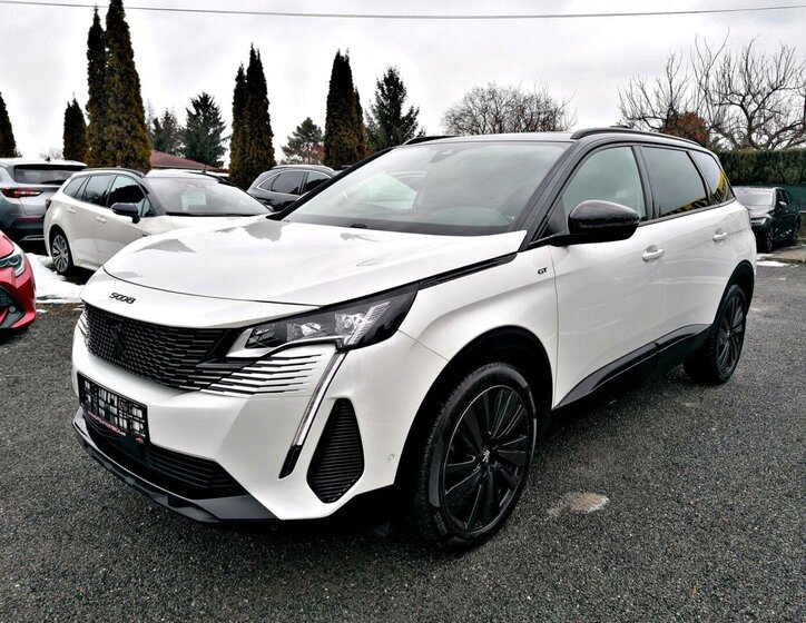 Peugeot 5008 SUV 1,5 l 96 kw