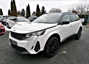 Peugeot 5008 SUV 1,5 l 96 kw