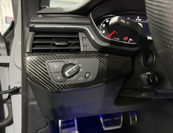 Audi RS 4 Kombi 2,9 l 331 kw