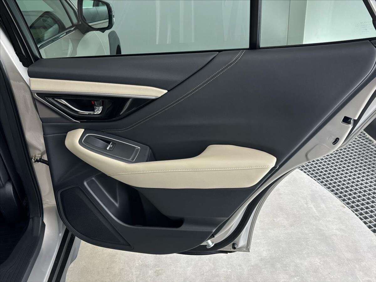 Subaru Outback Kombi 2,5 l 124 kw