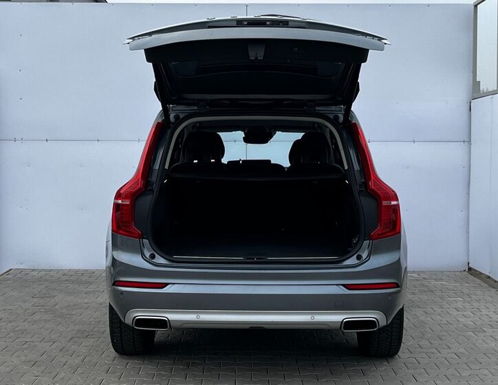 Volvo XC90 SUV 0,0 184 kw