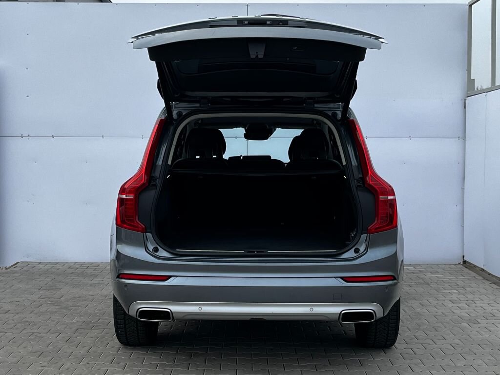 Volvo XC90 SUV 0,0 184 kw