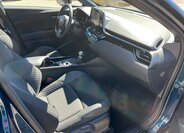 Toyota C-HR SUV / Terénní 2,0 l 112 kw