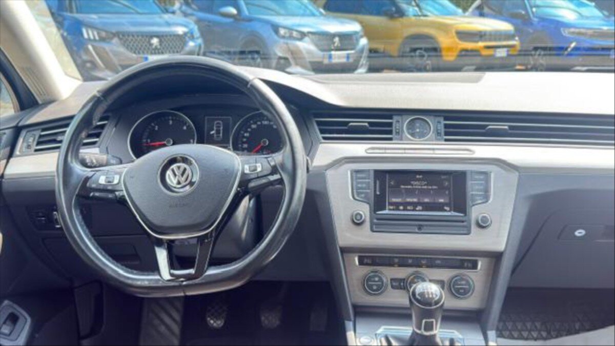 Volkswagen Passat Ostatní 1,6 l 88 kw