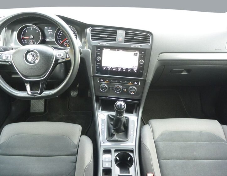 Volkswagen Golf Kombi 2,0 l 110 kw