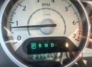 Chrysler Town & Country 18