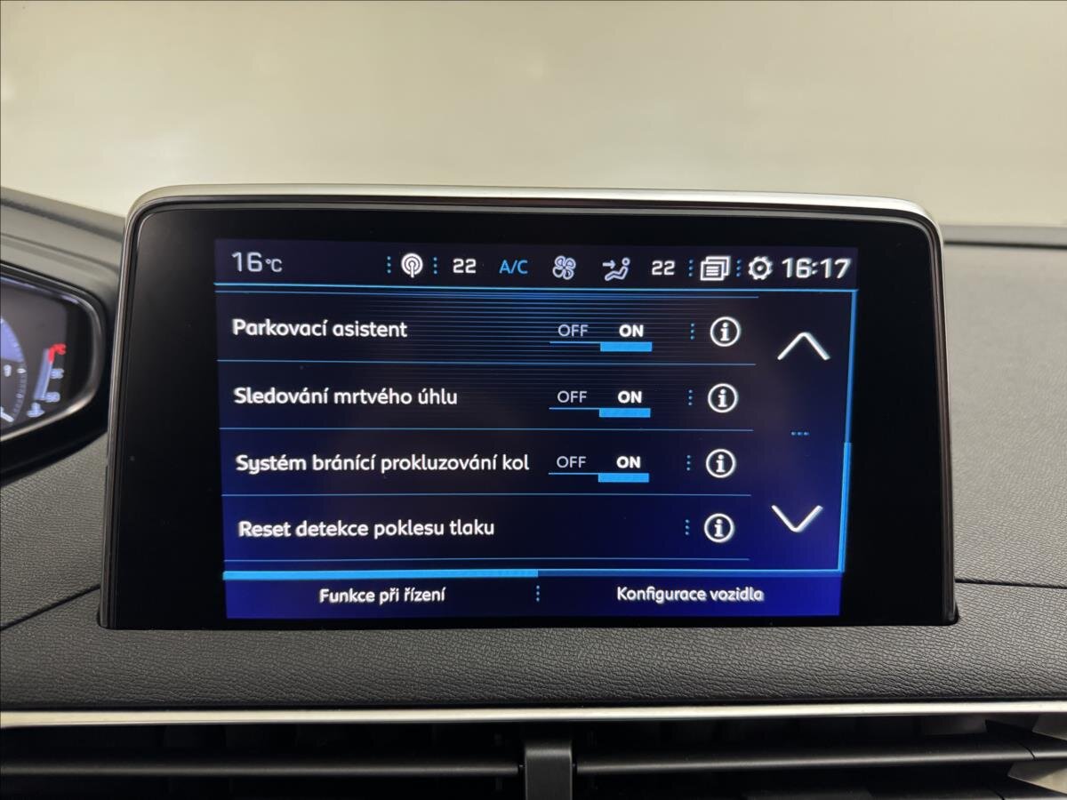 Peugeot 5008 SUV / Terénní 2,0 l 133 kw