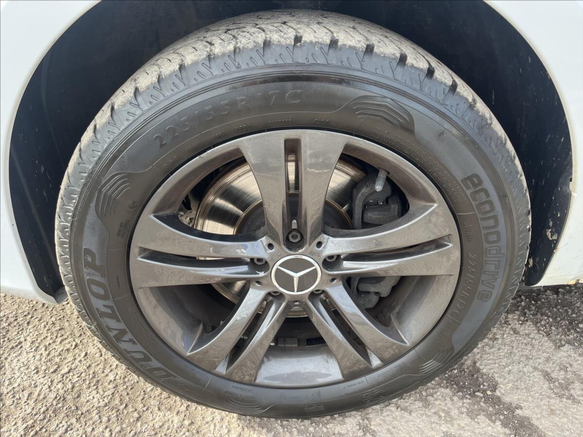 Mercedes-Benz Vito MPV 2,1 l 140 kw