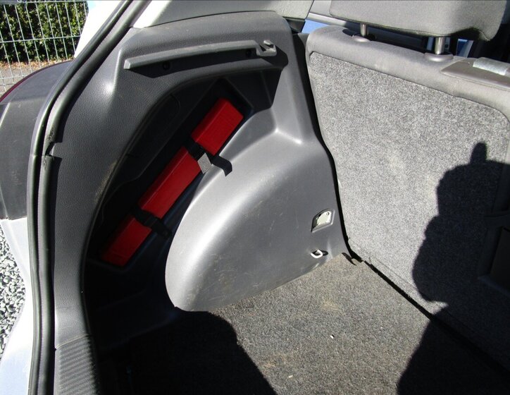 Volkswagen Golf Plus Skříň 1,6 l 75 kw