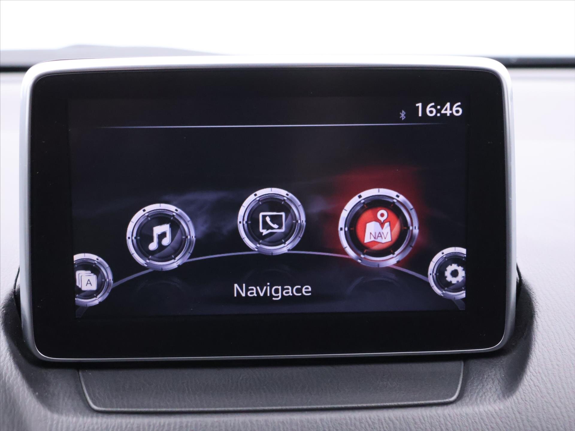 Mazda CX-3 SUV / Terénní 2,0 l 88 kw