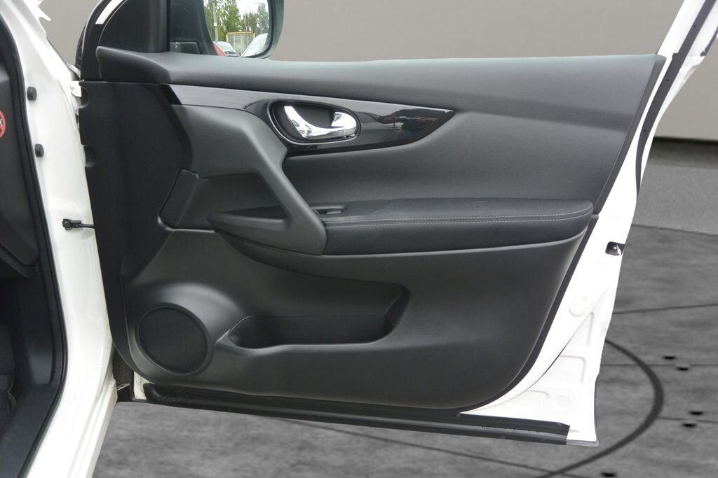 Nissan Qashqai SUV / Terénní 1,2 l 85 kw