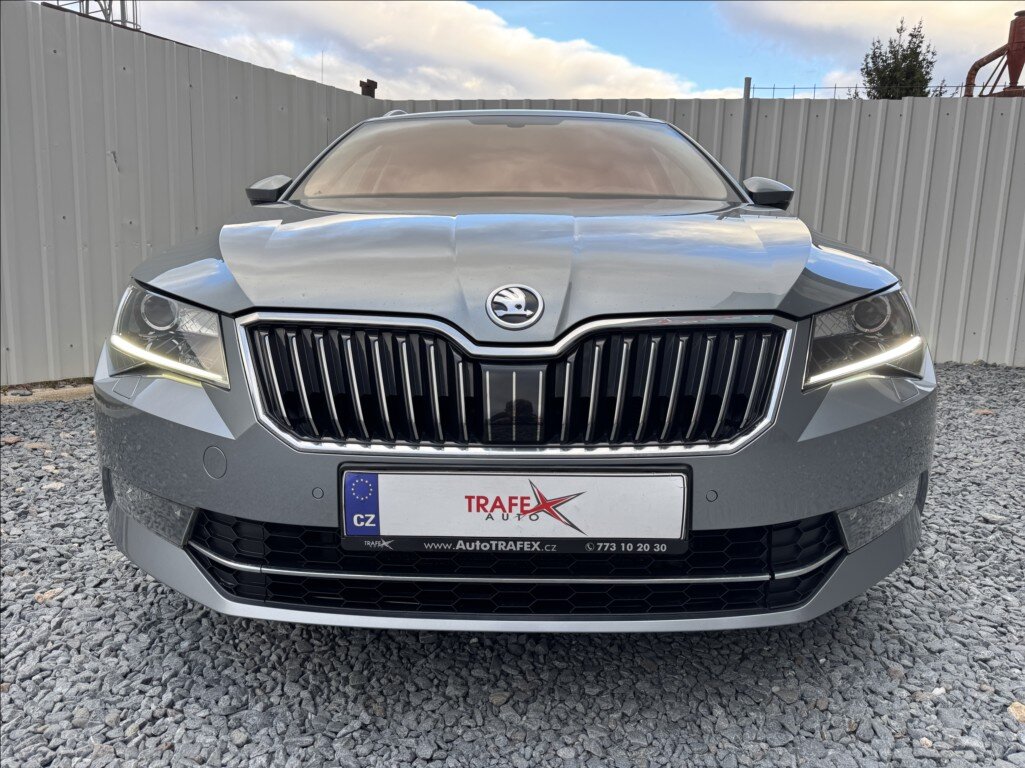 Škoda Superb