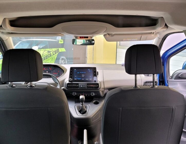 Peugeot Rifter MPV 1,5 l 96 kw