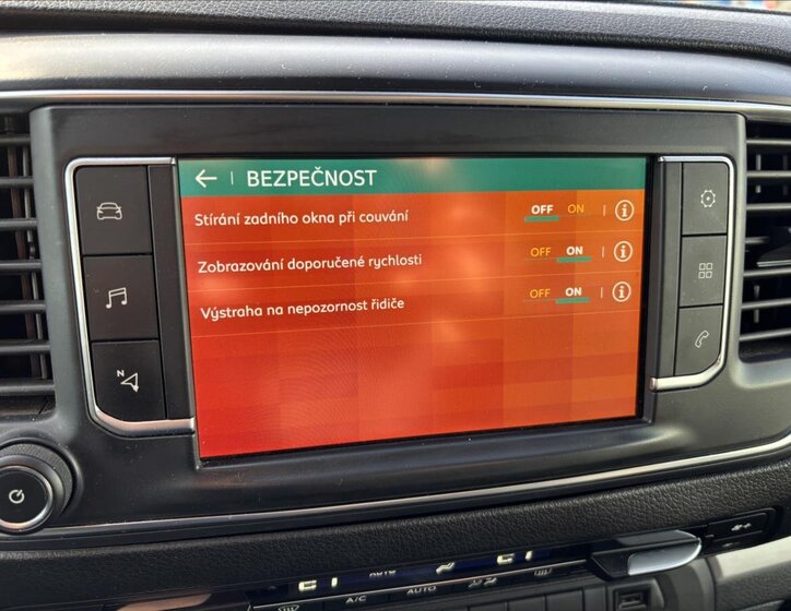 Citroën SpaceTourer MPV 2,0 l 130 kw