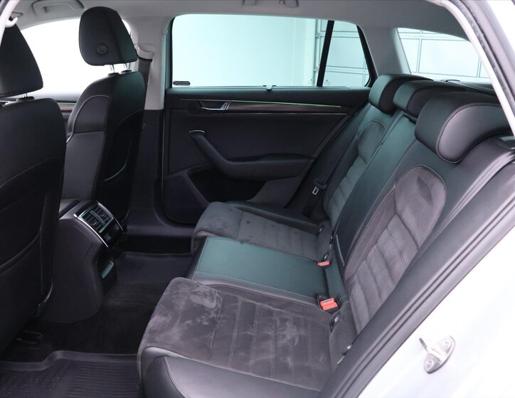 Škoda Superb Kombi 2,0 l 140 kw