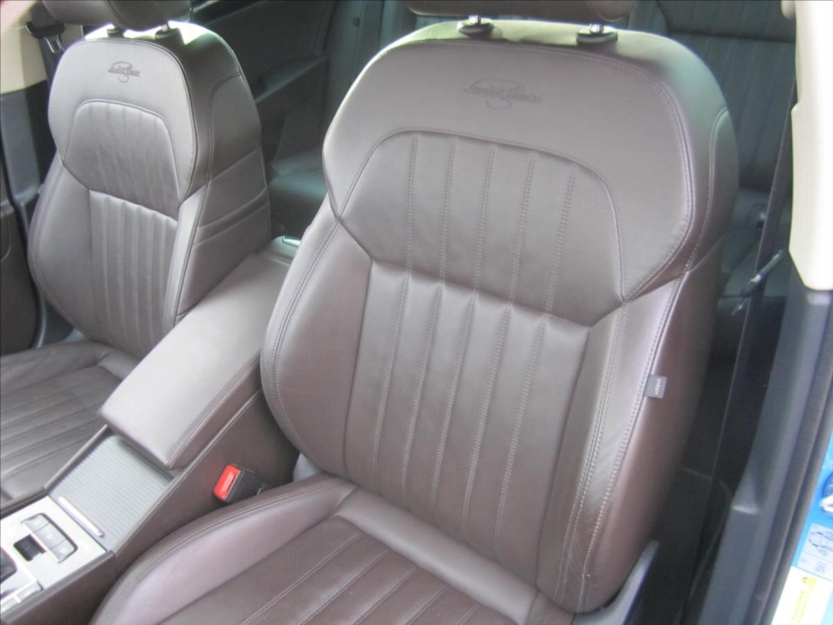 Škoda Superb Liftback 2,0 l 200 kw