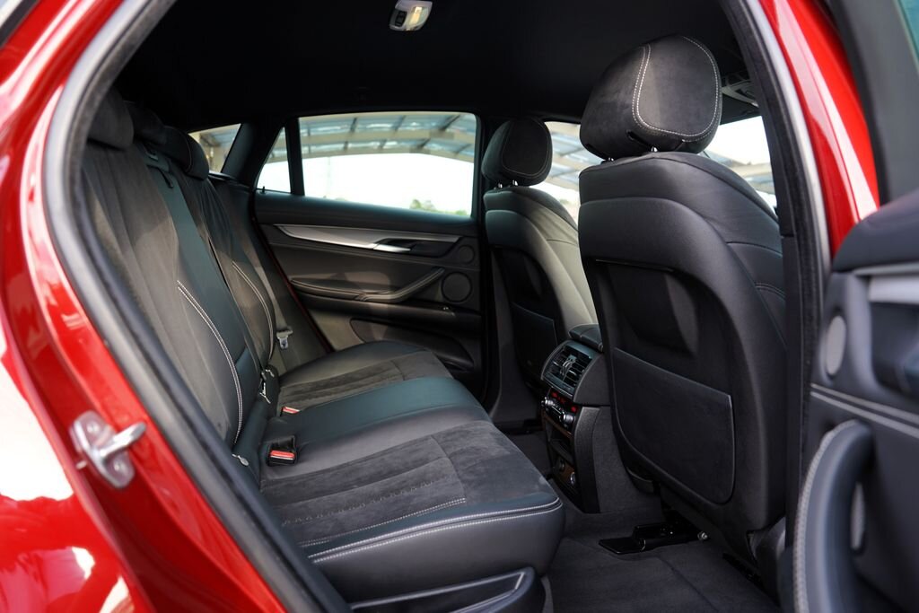 BMW X6 SUV / Terénní 3,0 l 280 kw
