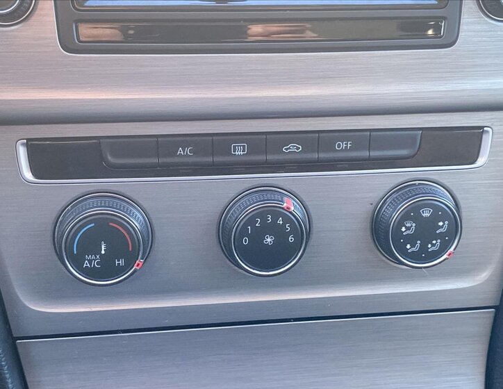 Volkswagen Golf Hatchback 1,4 l 81 kw